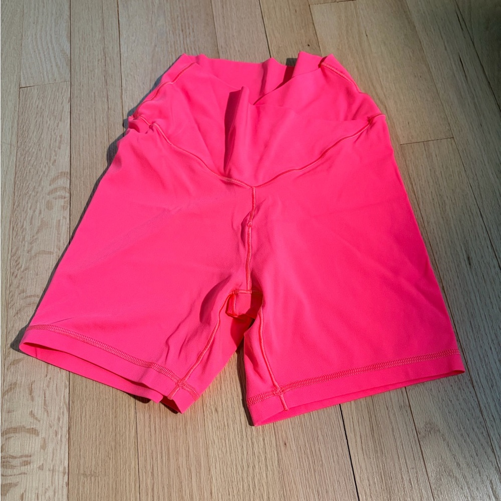 Aerie OFFLINE Pink Bike Shorts Women’s Medium High Waisted Athletic Yoga Gym